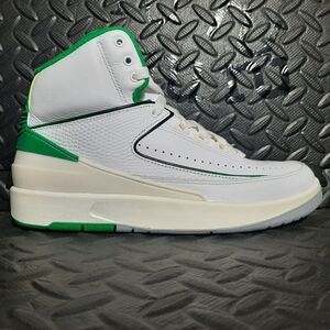Nike Air Jordan 2 Retro (GS) ☘️'LUCKY GREEN'☘️ Size 6y DQ8562-103
